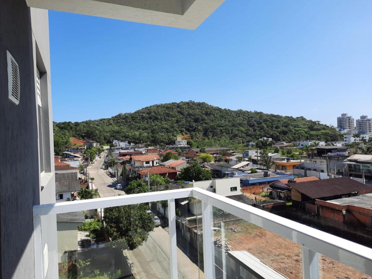 Agradavel Apartamento Em Bairro Silencioso... Balneário Camboriú Exterior foto